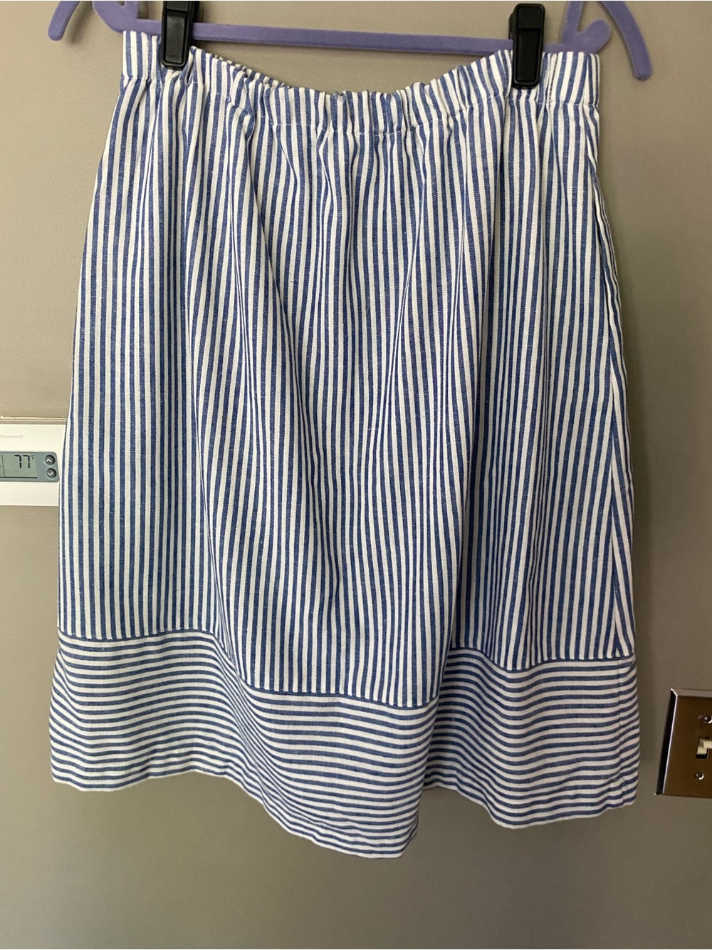 J. CREW Blue & White Striped Linen Blend A-Line Skirt Size Medium - Picture 3 of 6